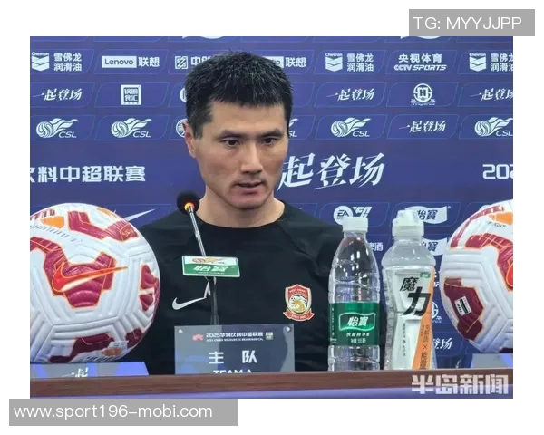 国足主帅邵佳一将在广东肇庆召开媒体见面会，期待新征程的启航